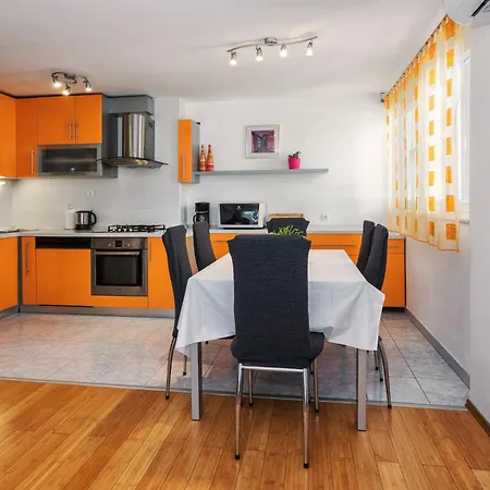 Peaceful & Fully Equipped 1Br - Beach Place To Be Split Exterior photo