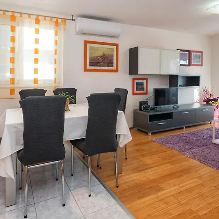 Peaceful & Fully Equipped 1Br - Beach Place To Be Split Exterior photo