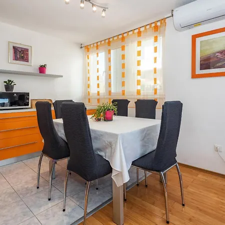 Peaceful & Fully Equipped 1Br - Beach Place To Be Split Exterior photo
